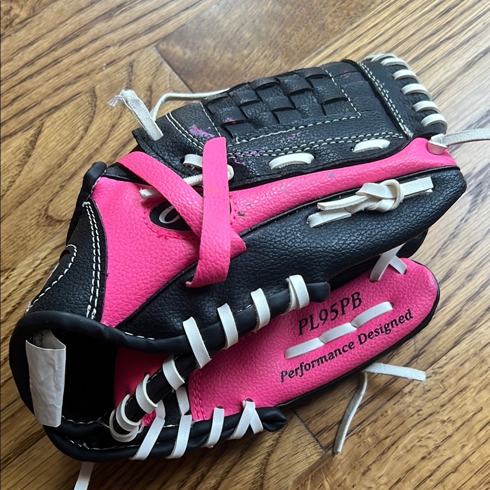 Rawlings Black and Pink Kids Glove
